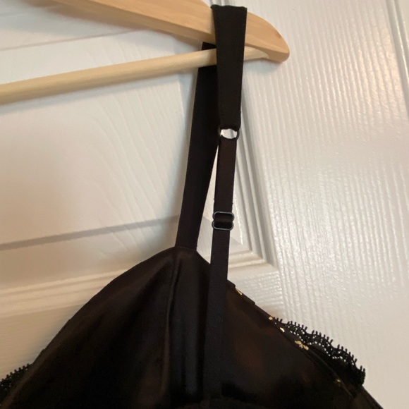 Guess Jeans - Woman’s stretch sexy, black dress. Size 8. - Picture 10 of 12